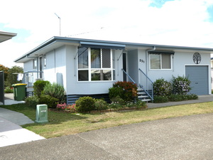 Front of Lot 251